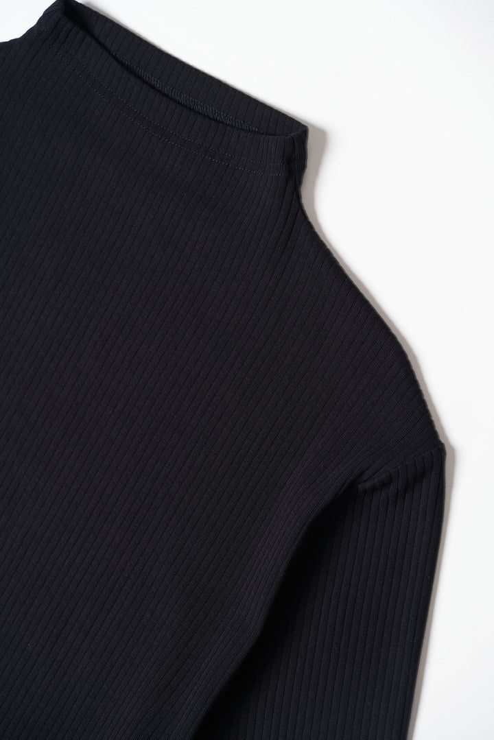 Tokyo A:M Ribbed Mock Neck